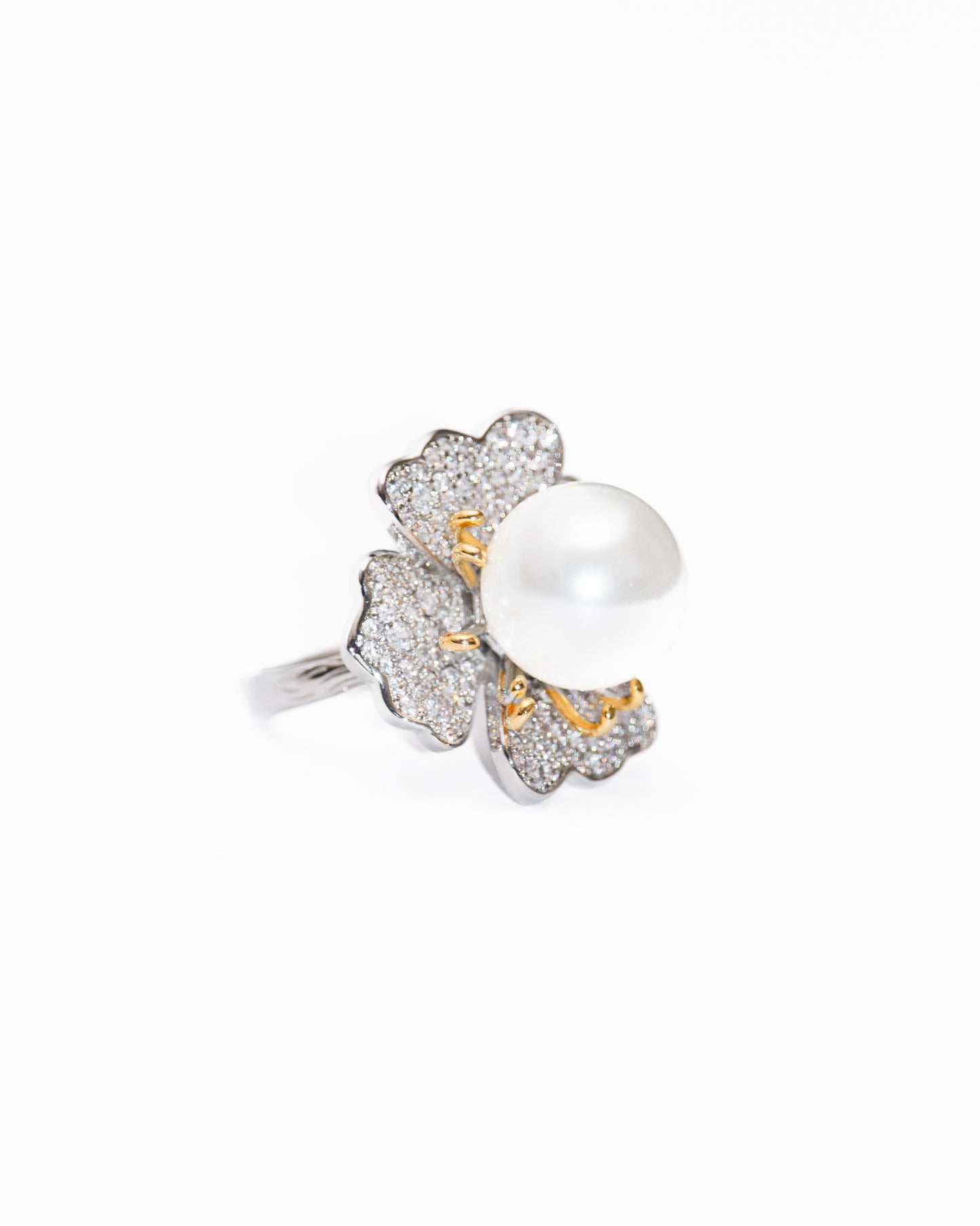 BEJEWELLED WHITE PEARL COCKTAIL RING