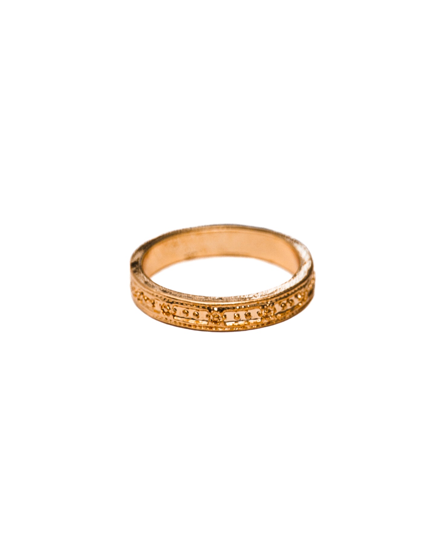 EMBOSSED RING