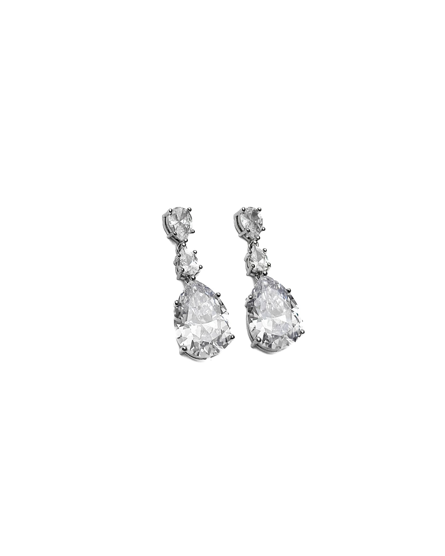 CLASSIC PEAR DROP EARRINGS