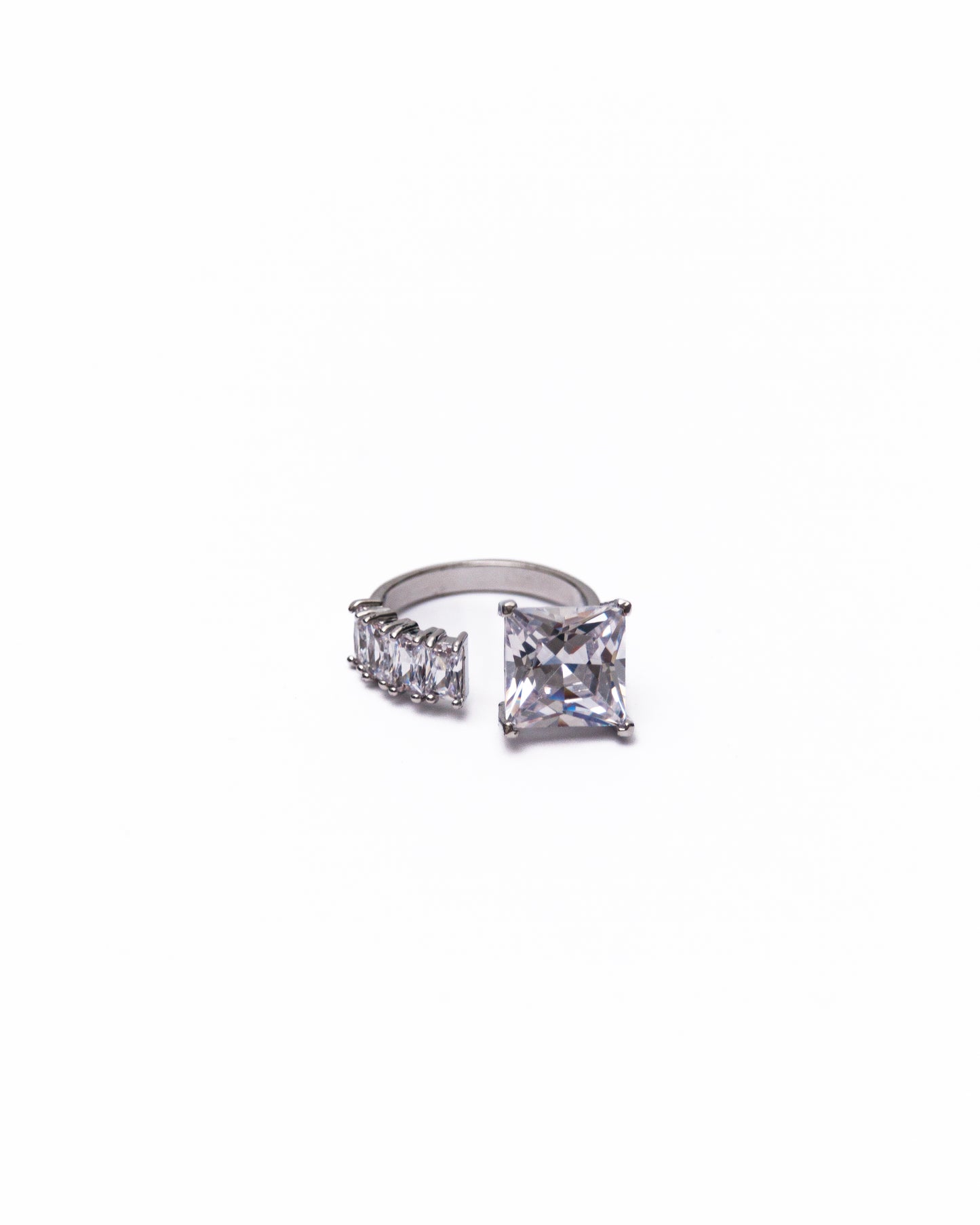 ASYMMETRIC CUFF RING